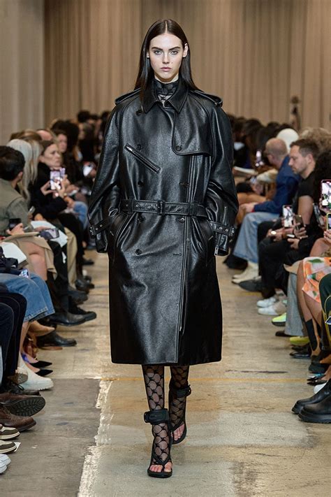 Vogue’s best looks from the Burberry spring/summer 2023 show